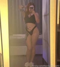 HoneySashaXX leak - Look at yourself in the mirror before going to bed