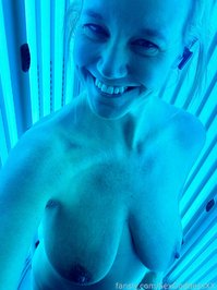 SexGoddessXX leak - I’m showing off my new earbuds. What were you look