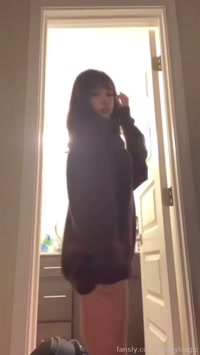 prettytragic leak - it’s cold outside, sweater weather ;) #fansly #on