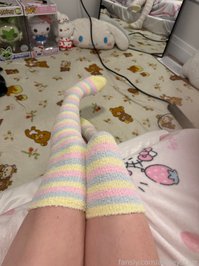 9bitez leak - these socks are so cute #feet #socks #alt #thigh