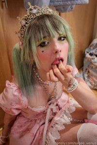 sagee_venus leak - Just a princess #cutegirl #dildo #captive