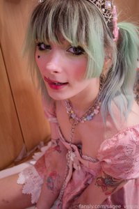 sagee_venus leak - Just a princess #cutegirl #dildo #captive