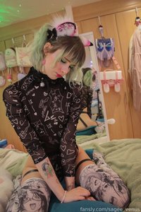 sagee_venus leak - A cute little #catgirl showing off some adorable p