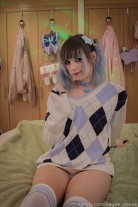 sagee_venus leak - Wanna watch hentai with me? :3 #flatchest #flatch