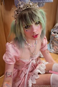 sagee_venus leak - Just a princess #cutegirl #dildo #captive