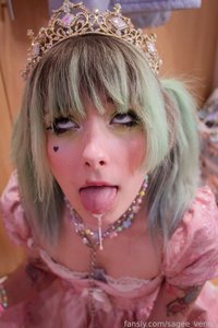 sagee_venus leak - Just a princess #cutegirl #dildo #captive