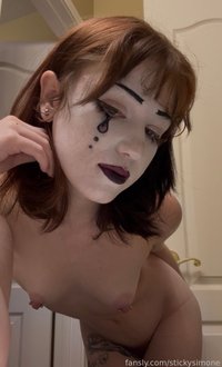 stickysimone leak - more clown girl pics