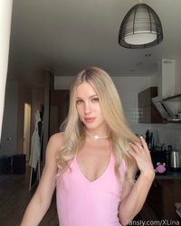 XLina leak - I'm in a pink mood ☺️ How do you like my outfit?