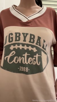 guoguo1039 leak - There is something amazing under the t-shirt #chi