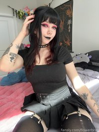 flowerbrat leak - These panties are soo cute, I love pulling them to