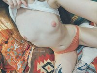 Isoull leak - I want you to put your hand in my panties, it will