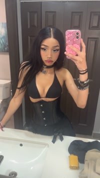 zoweybunni leak - ahh I’ve literally been out partying for like thre