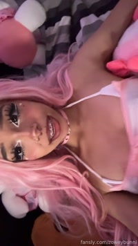 zoweybunni leak - happy friday daddies !! I hope ur having a good