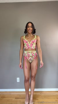 flexiwithsophie leak - Heels and lingerie don't slow me down- it's just t