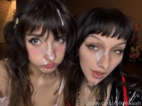 selkiewoah leak - friends do this and it’s normal duh