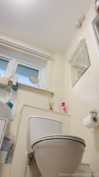leakygrace leak - Relief ‍ #peeing #peeintoilet