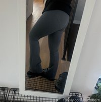 nomiberri leak - i got new leggings in the mail today only for m