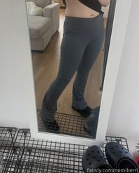 nomiberri leak - i got new leggings in the mail today only for m