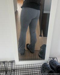 nomiberri leak - i got new leggings in the mail today only for m