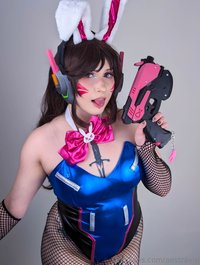 aestravip leak - bunnysuit d.va photoset spam :3