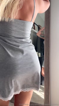 alexs_midwestmommy leak - A little mirror playtime to get the day started