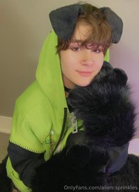 alien.sprinkles leak - I haddd to do it y’all, I couldn’t not ‍↔️ I alsoo might ha..