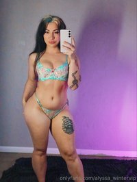 alyssa_wintervip leak - Rate this outfit