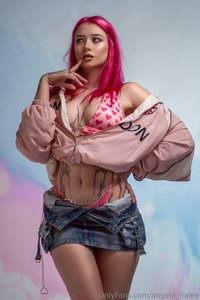 angela_halee leak - nom nom :3
