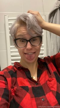 angelwicky leak - Since I’m not able to go to a hairdresser for over 2 months ..