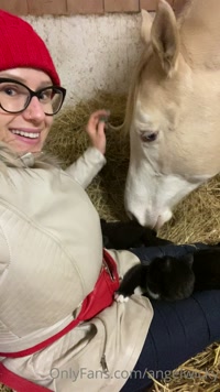 angelwicky leak - My end of the year. ?❤️??? what you up to? Muj konec roku ??..