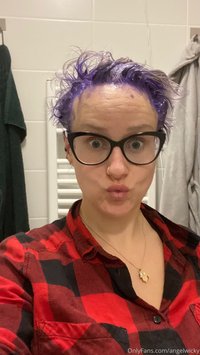 angelwicky leak - Since I’m not able to go to a hairdresser for over 2 months ..