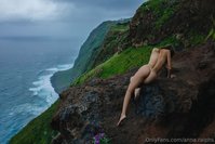 anna.ralphs leak - Part 4 Wind. Skin. Edge of the cliff. I was naked and high ..