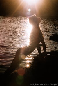 anna.ralphs leak - a new set from Majorca I feel wild as the Amazon ‍♀️