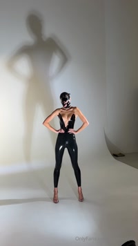 anna.ralphs leak - Shooting allows me to try on different looks and feel differ..