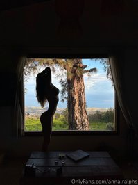 anna.ralphs leak - Morning , guys