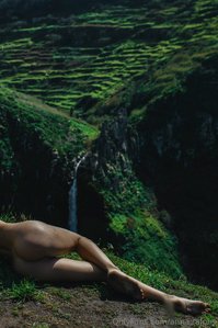 anna.ralphs leak - Part 4 Wind. Skin. Edge of the cliff. I was naked and high ..