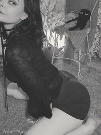 ashemaree leak - short skirts get me feelin…frisky ✨