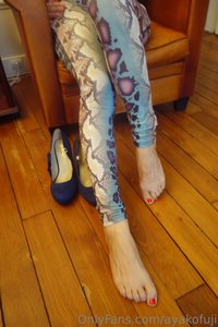 ayakofuji leak - Stripping for my feet lover 足フェチさん