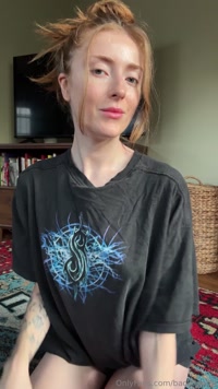 backdoorgf leak - Good morning ☀️ eating cum straight from my pussy before I h..