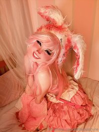 belledelphine leak - omg pink hair delphine is back?!