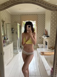 belledelphine leak - Deciding what to wear everyday is the tooo hard, it’s so hot..