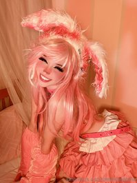 belledelphine leak - omg pink hair delphine is back?!