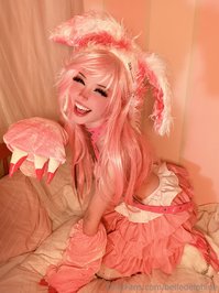 belledelphine leak - omg pink hair delphine is back?!