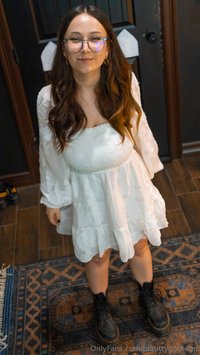 bigtittygothegg leak - Boots and dress combo is elite ;)