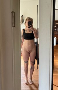 blondpeche leak - hmm what should i put up my butt today??