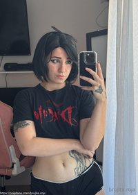 brujita.roja leak - Would you like to see more of this character?---------------..