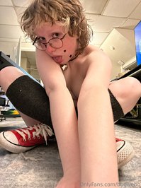 bugwebb leak - hehe good morning i can finally post today >.<