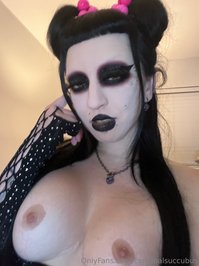 cannibalsuccubus leak - I took these last night while I was camming and wanted to sh..
