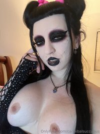 cannibalsuccubus leak - I took these last night while I was camming and wanted to sh..
