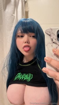 ceoofgothicc leak - i love bathroom selfies do u like black or blue hair?